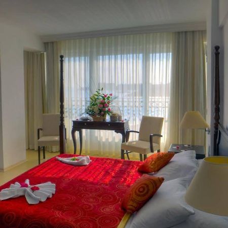 Ada Beach Hotel Karavas  Exterior photo